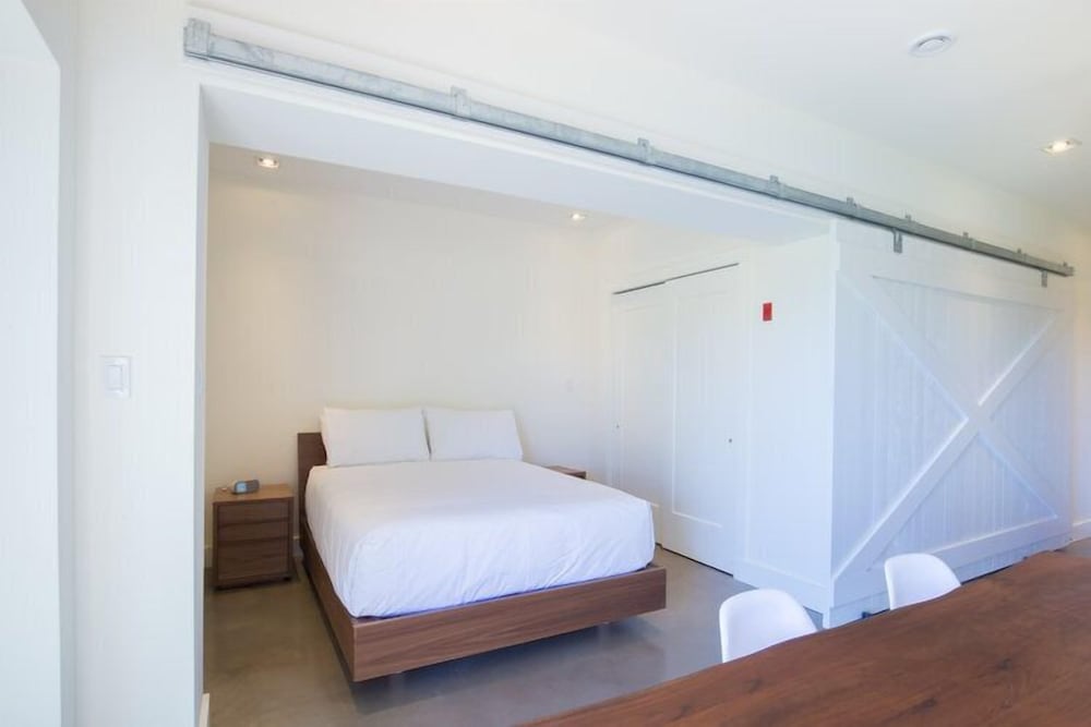 Loft, 1 Bedroom, Not Ocean Front photo 3