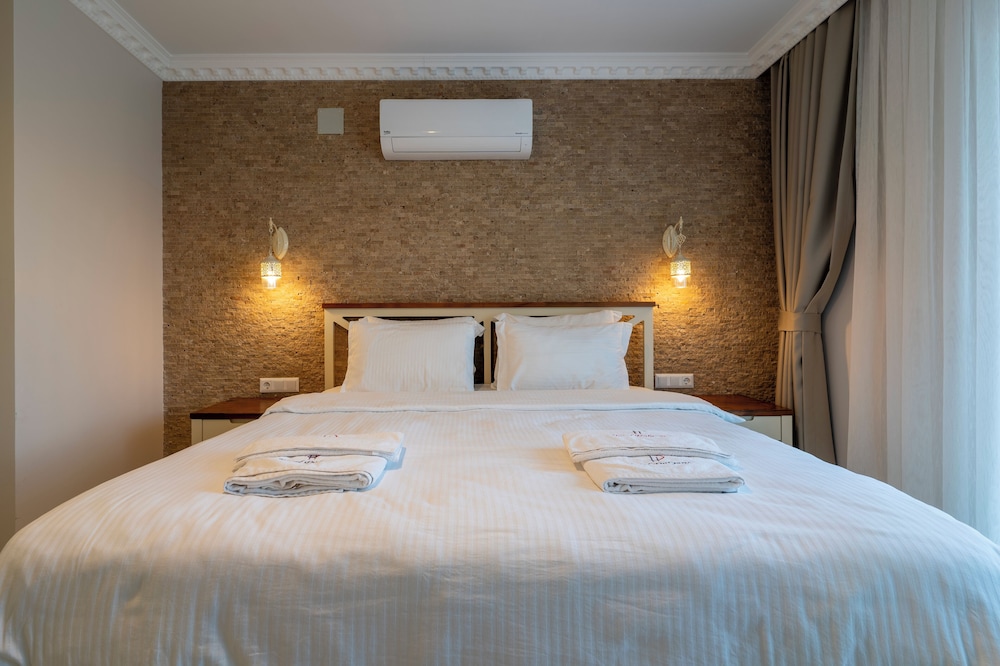 Deluxe Double Room - Photo 5