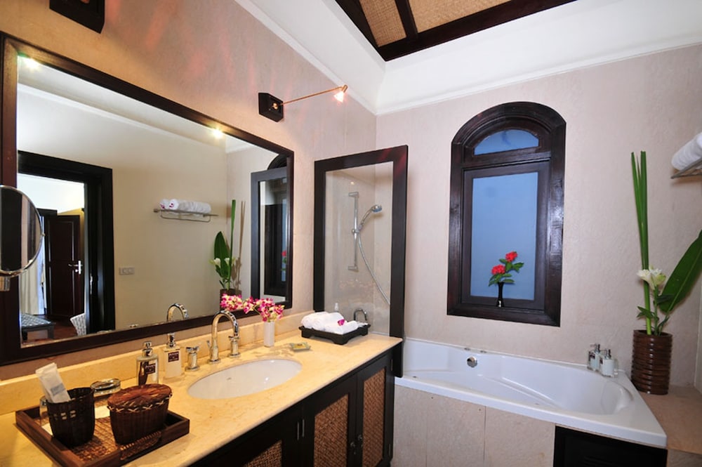 Suite Chanthabouly photo 2
