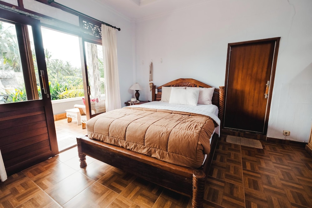 Standard Double Room - Photo 13