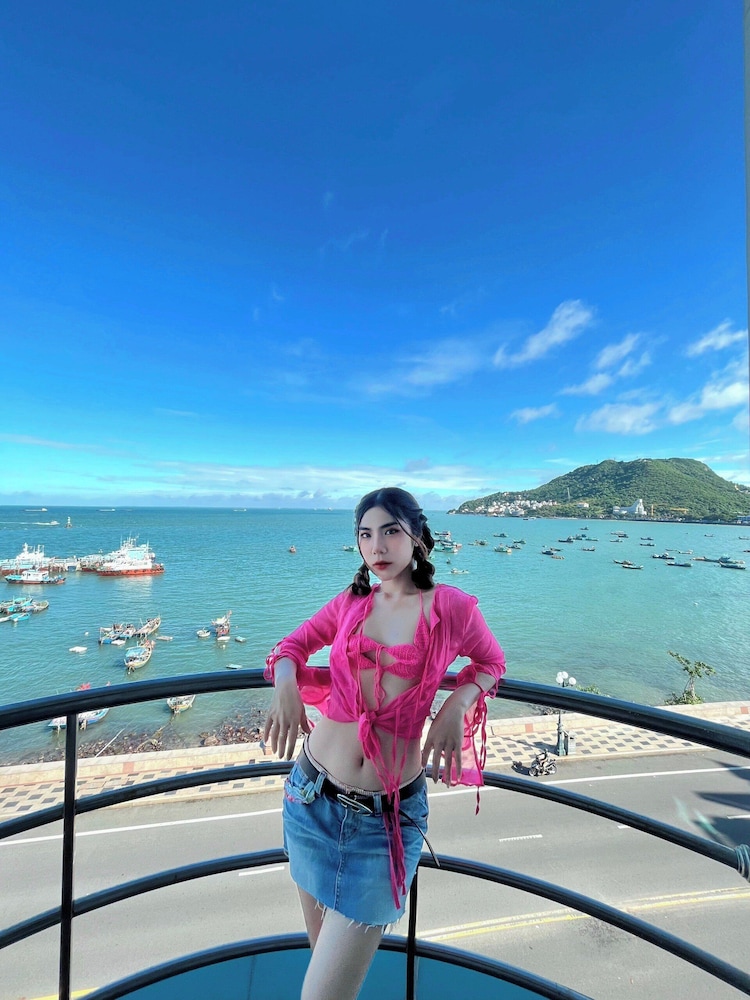 Panoramic Double Room, Balcony, Beach View - Photo 5
