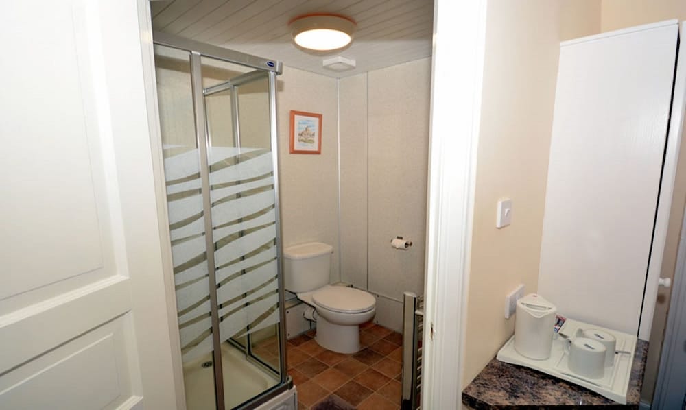 Panoramic Twin Room, Ensuite - Photo 4
