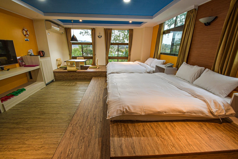 Standard Quadruple Room photo 2