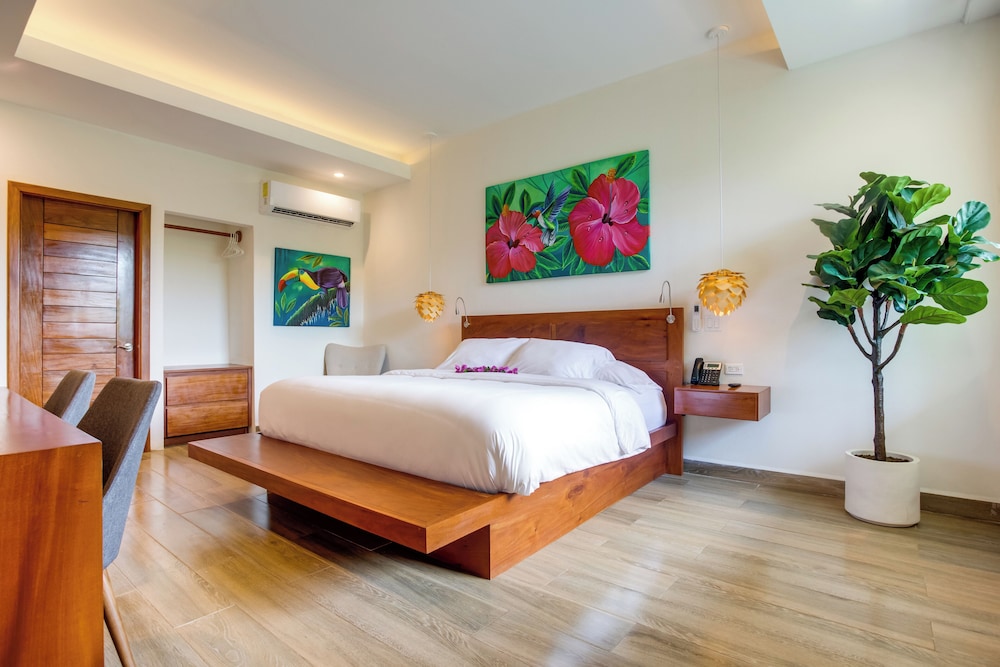 One Bedroom Boutique (No View)