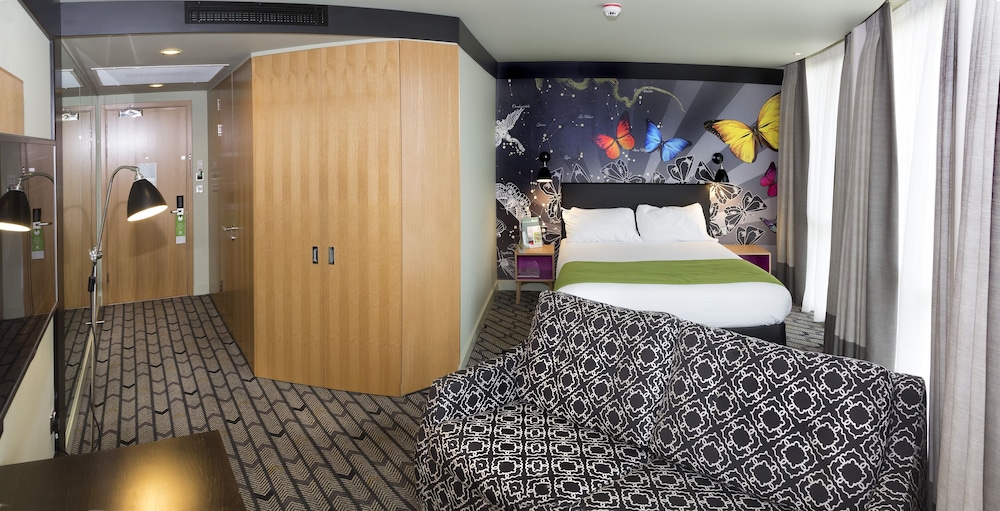 Premium Room, 1 Double Bed with Sofa bed photo 2