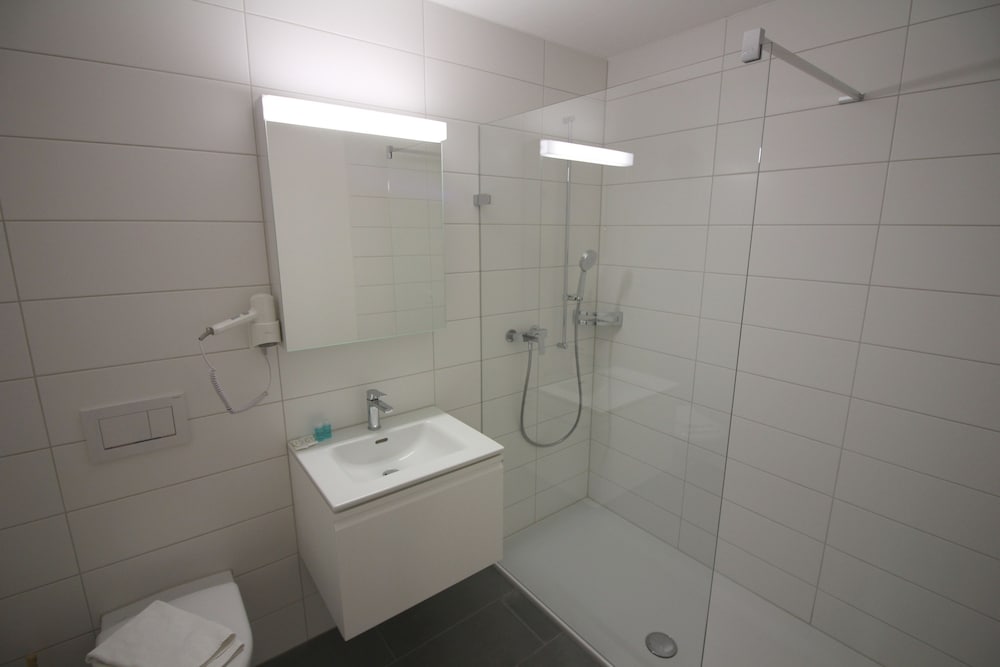 Suite, 1 Bedroom photo 3