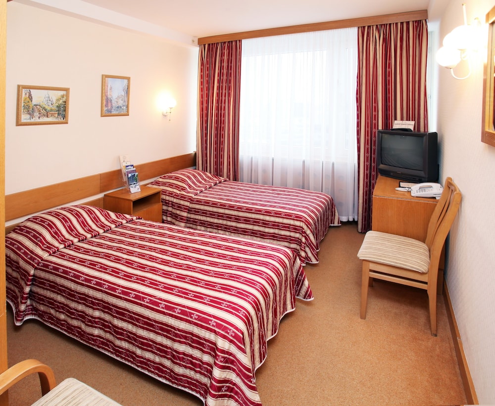 Standard Twin Room, 2 Twin Beds photo 2