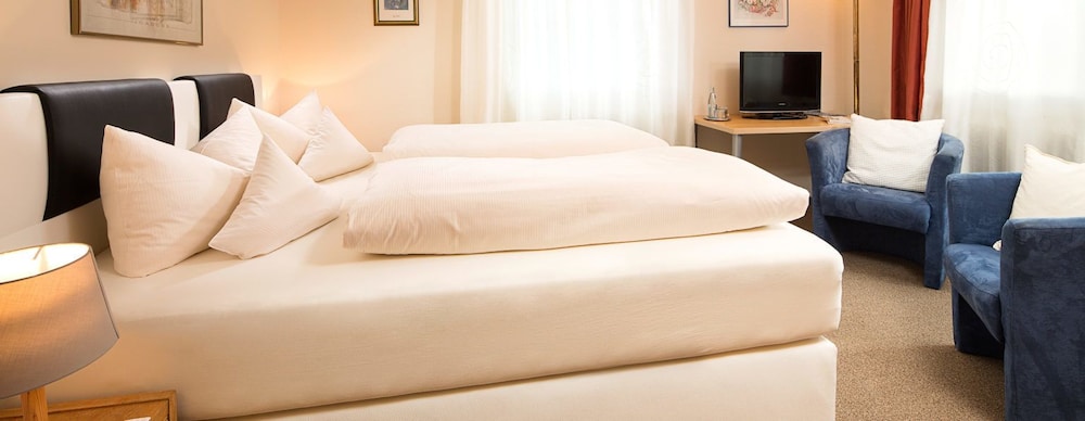 Double Room - Photo 1
