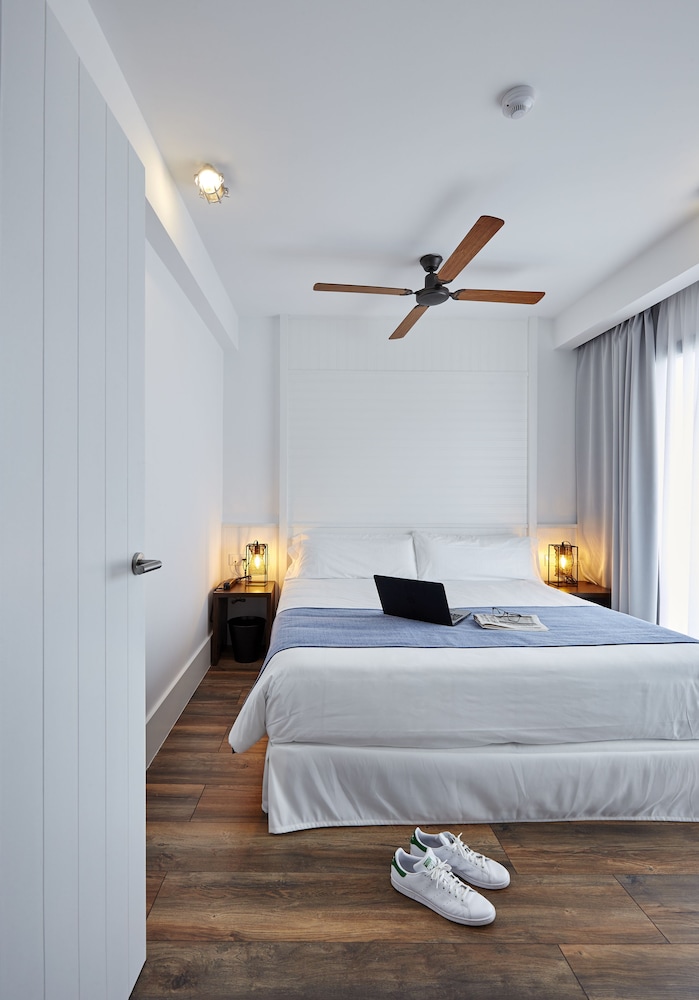 Superior Double Room Single Use (Access to Avana Rooftop)