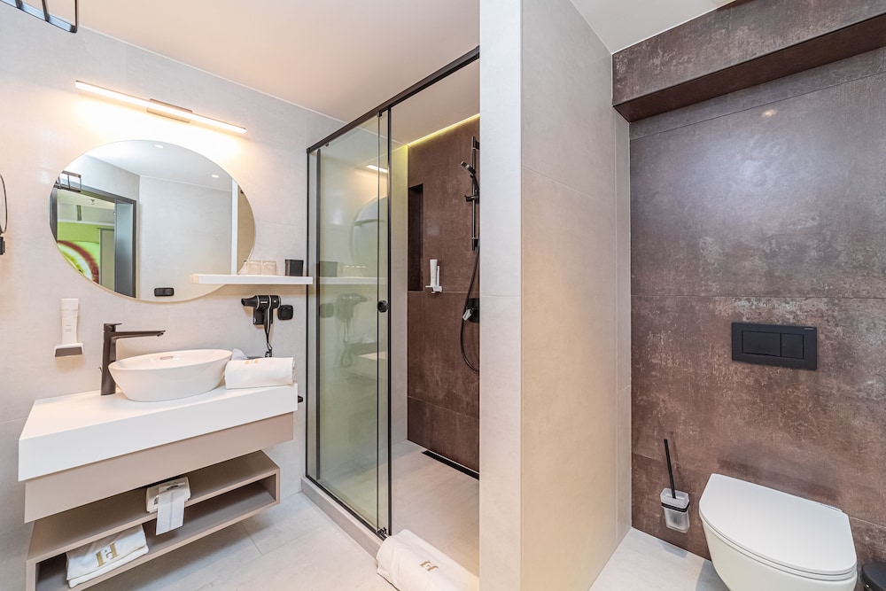 Deluxe Room - Photo 4