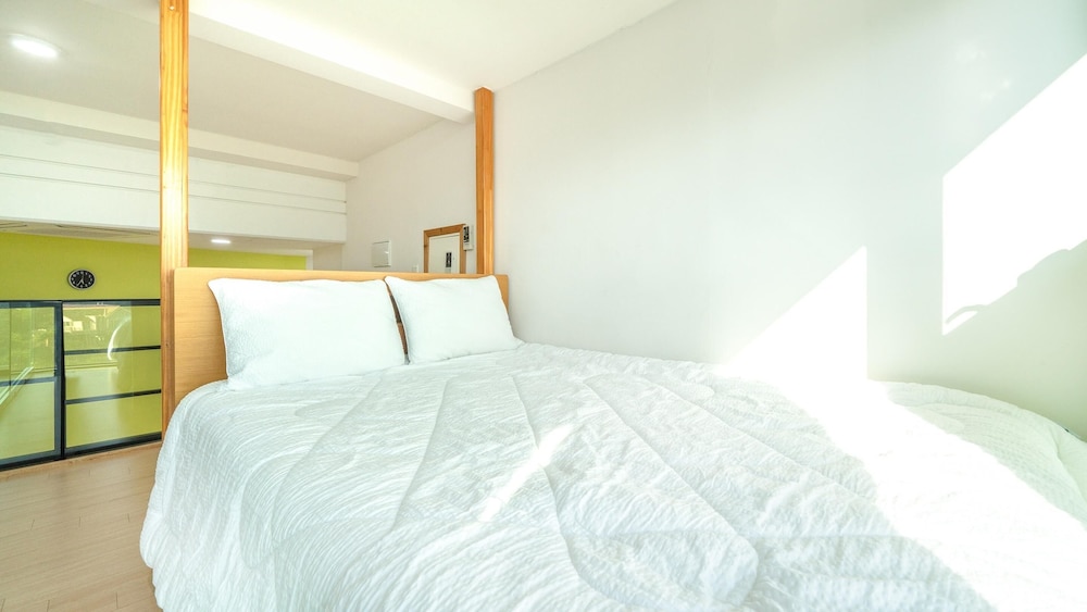 Basic Room, 2 Bedrooms (red 2) - Photo 9