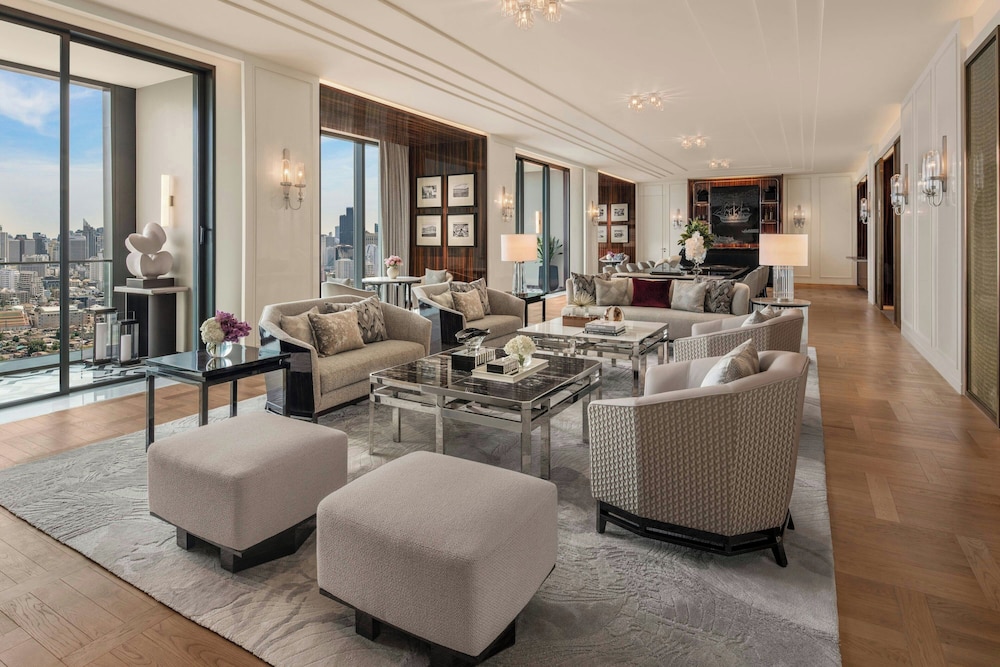 Suite, 3 Bedroom, Balcony, Club Lounge Access (Ritz Carlton)