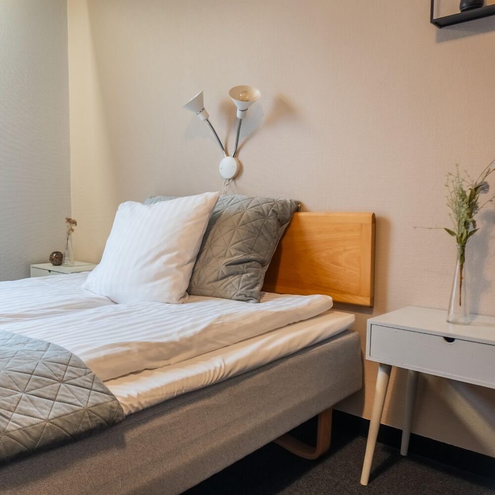 Basic Single Room