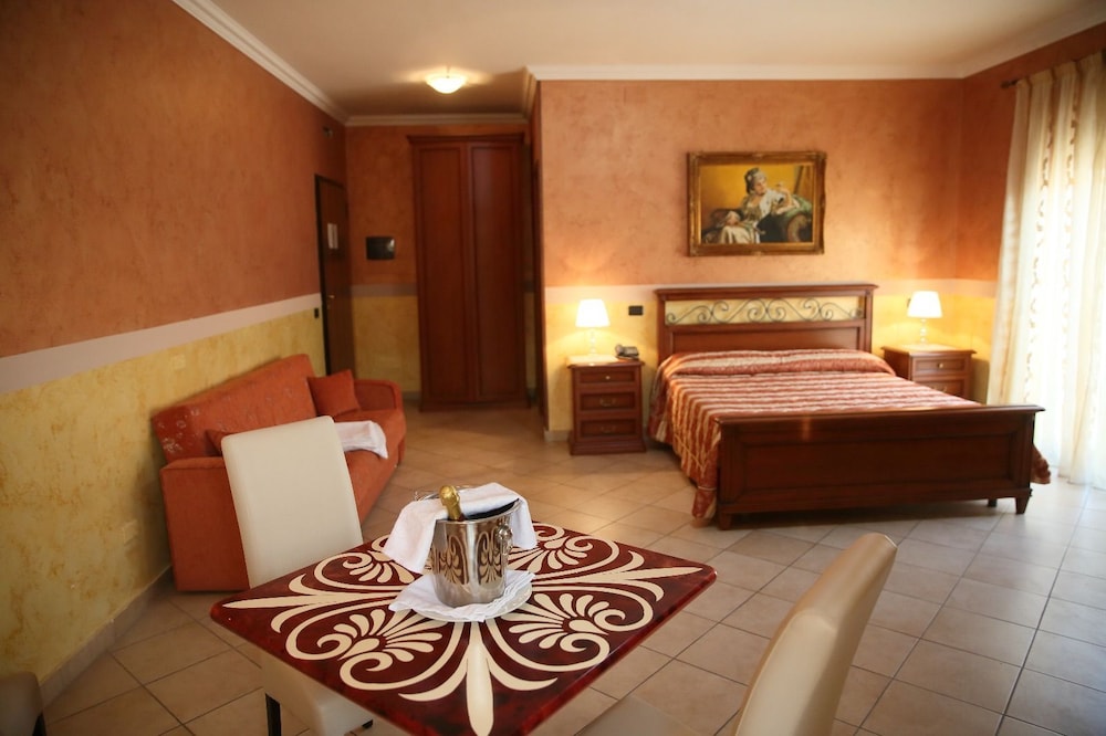 Triple Room photo 1