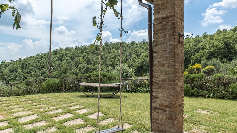 Villa photo 3