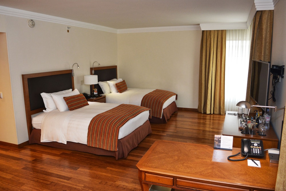 Classic Room, 2 Double Beds, Accessible - Photo 1