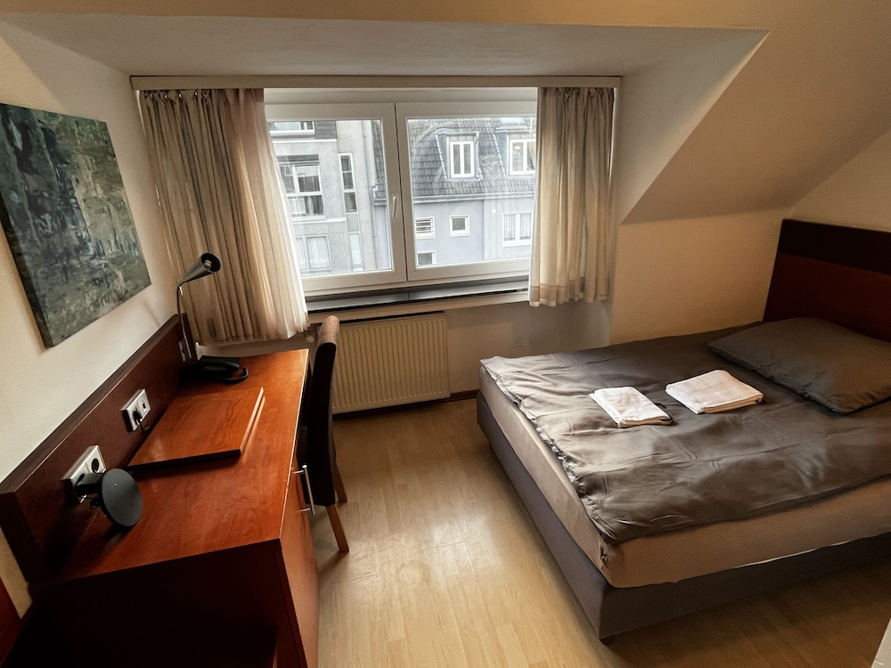 Comfort Single Room
