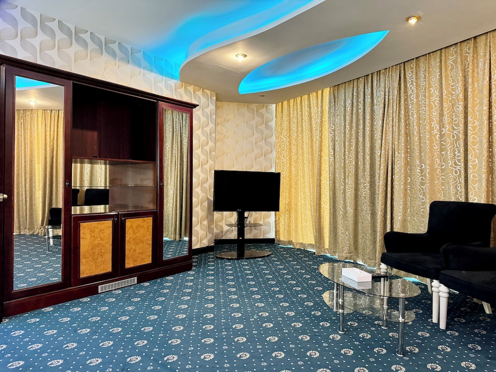 Executive Suite photo 2