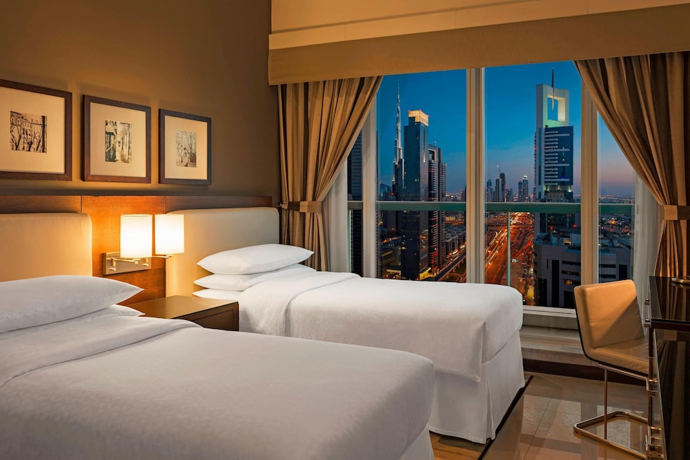 Suite, 3 Bedrooms, Non Smoking, Balcony