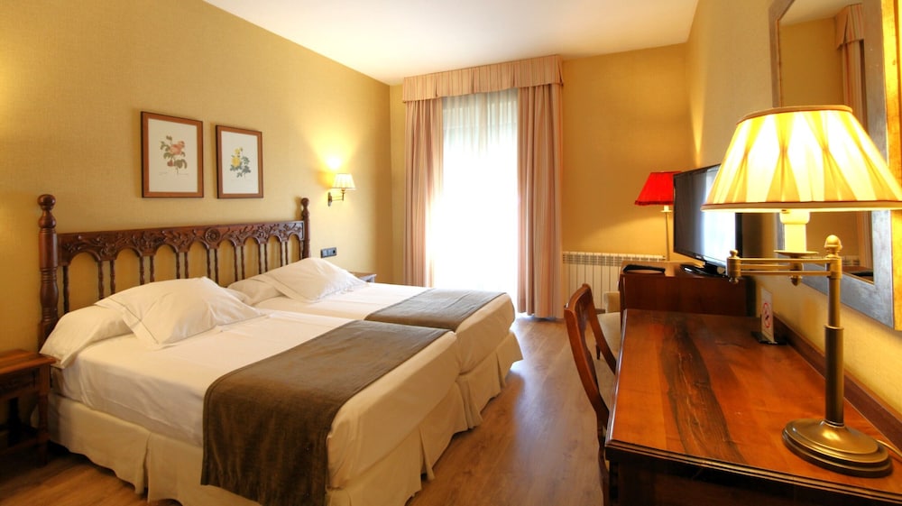 Double Room - Photo 3