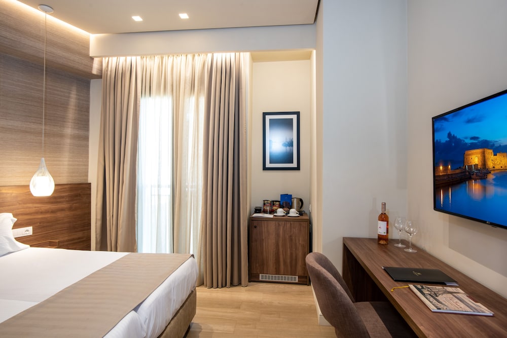 Standard Room with City View