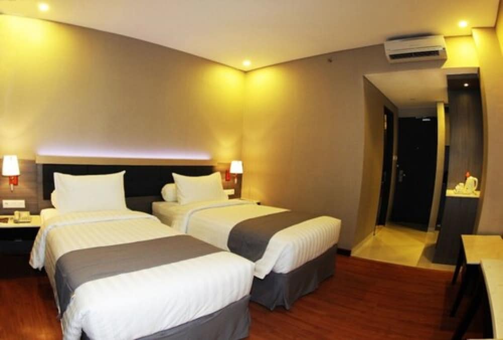 Deluxe Room, 1 Double or 2 Twin Beds photo 1