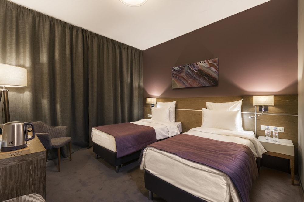Grand Twin Room, Balcony, Mountain View photo 2