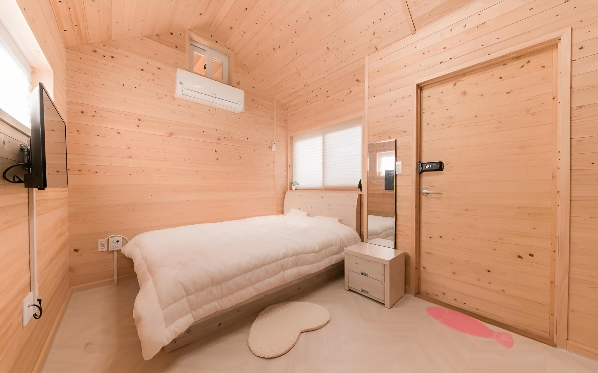 Room (Udo Islands 6th view (free electric v) photo 2