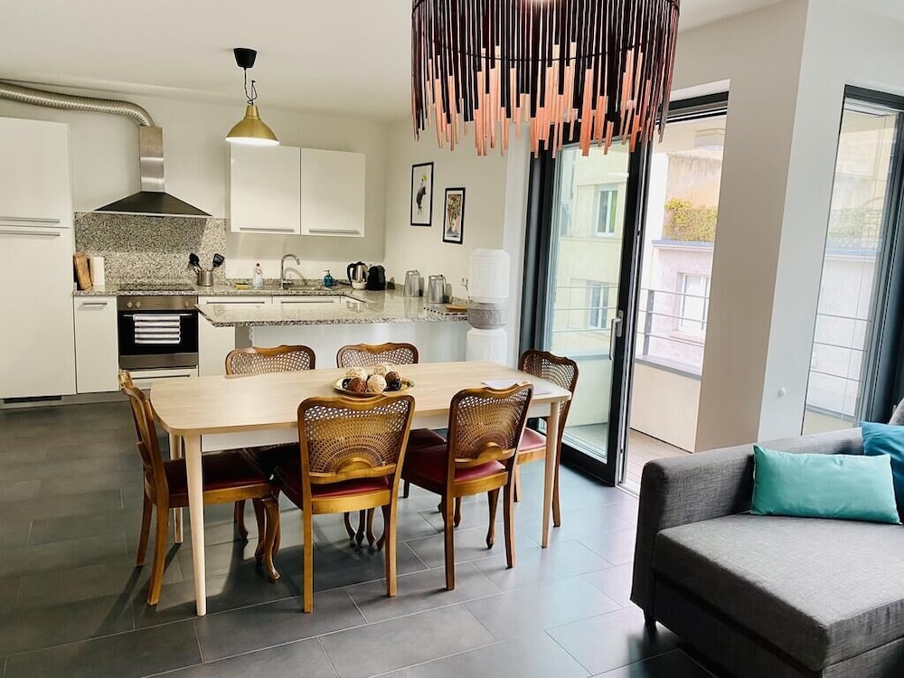 Luxury Apartment, 2 Bedrooms, Balcony photo 3
