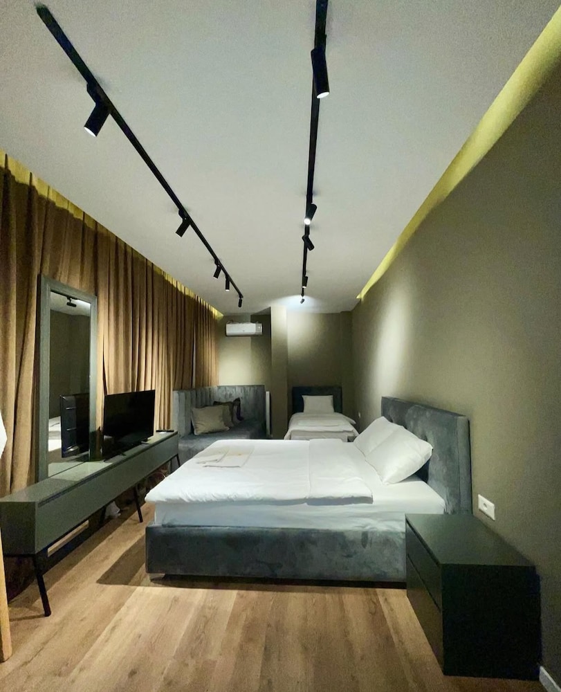 Triple Room, City View