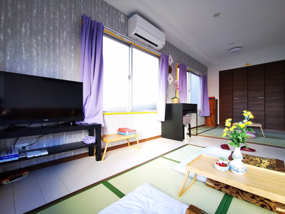Room (3888) photo 1