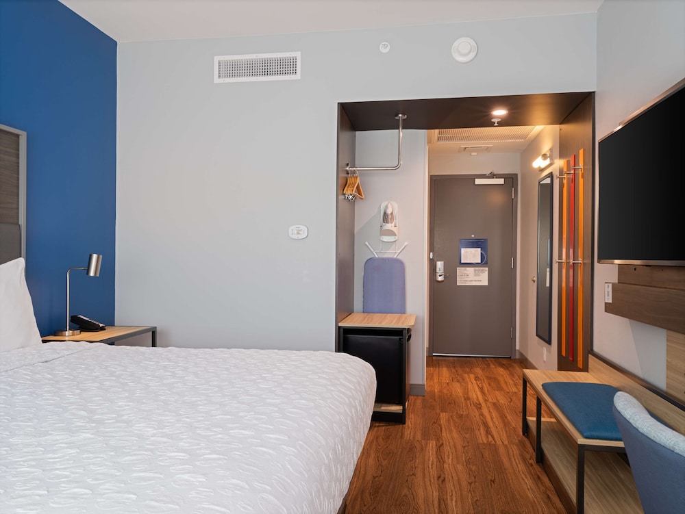 Room, 1 King Bed - Photo 1