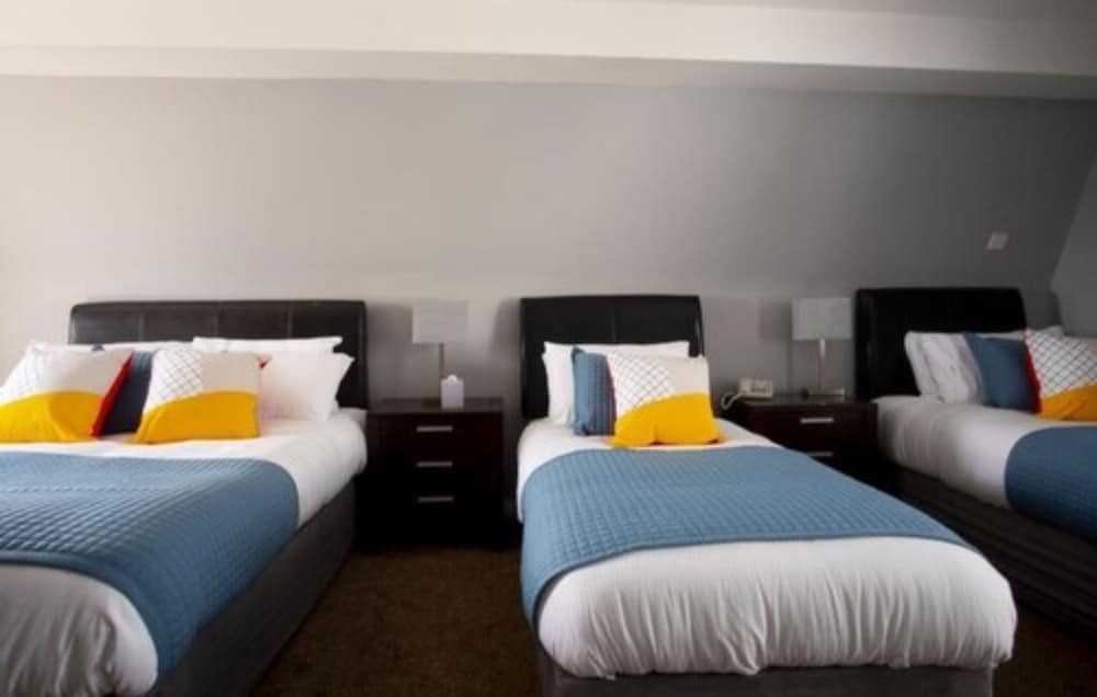 Standard Double or Twin Room photo 2