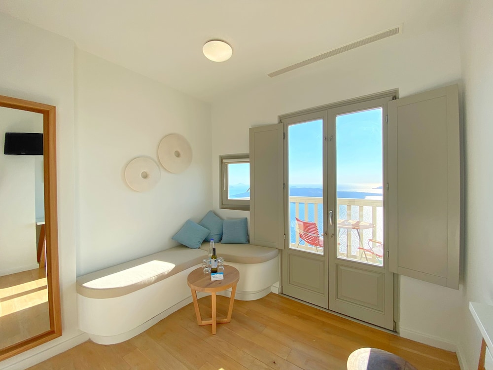 Standard Room, Sea View - Photo 13