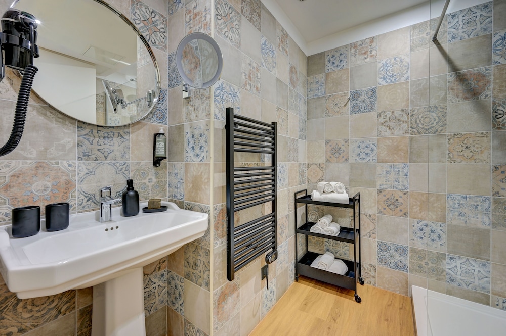 Standard Double Room - Photo 2