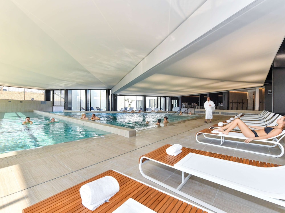 Junior Suite, 1 King Bed, Balcony (Lounge, Terrace or Balcony) - Photo 8