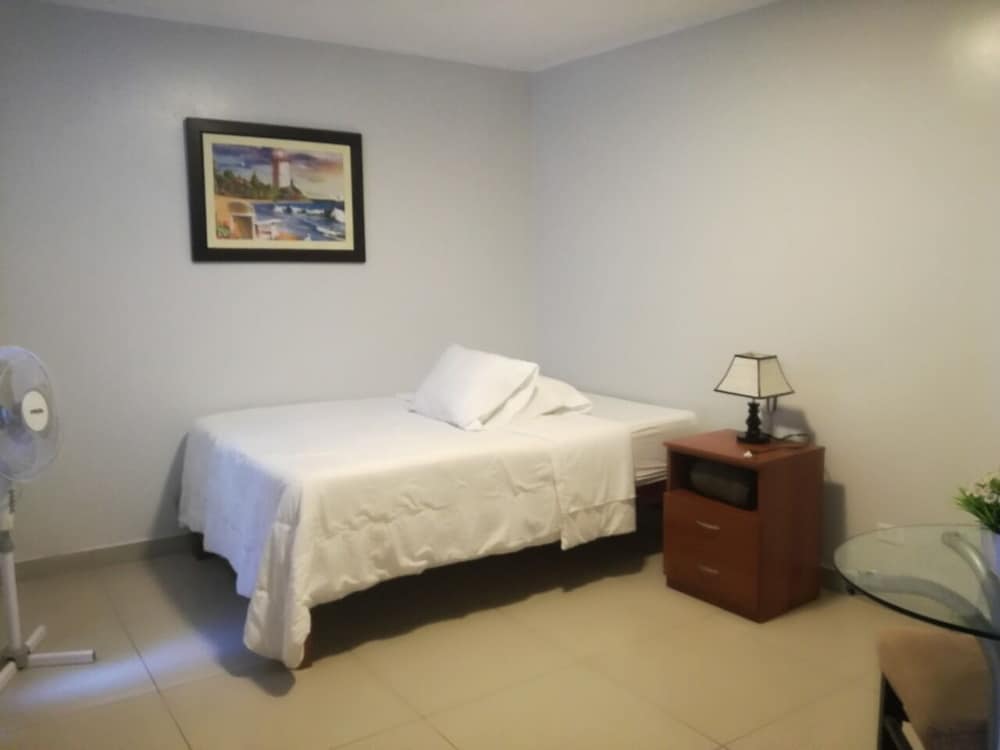 Basic Room photo 2
