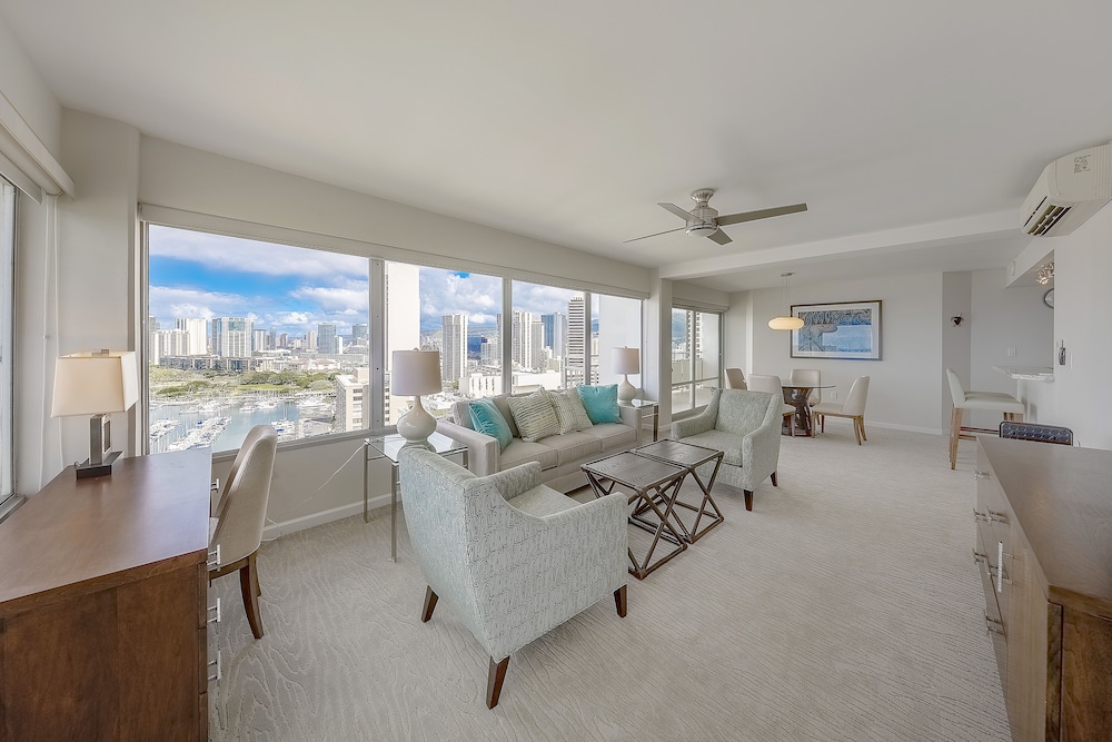 Comfort Room, Multiple Beds, Ocean View, Beachside (24262343)