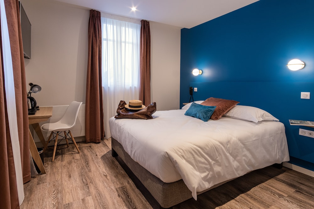 Superior Double Room - Photo 8