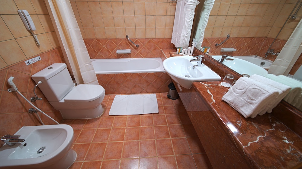 Apartment, 2 Bedrooms thumbnail 5