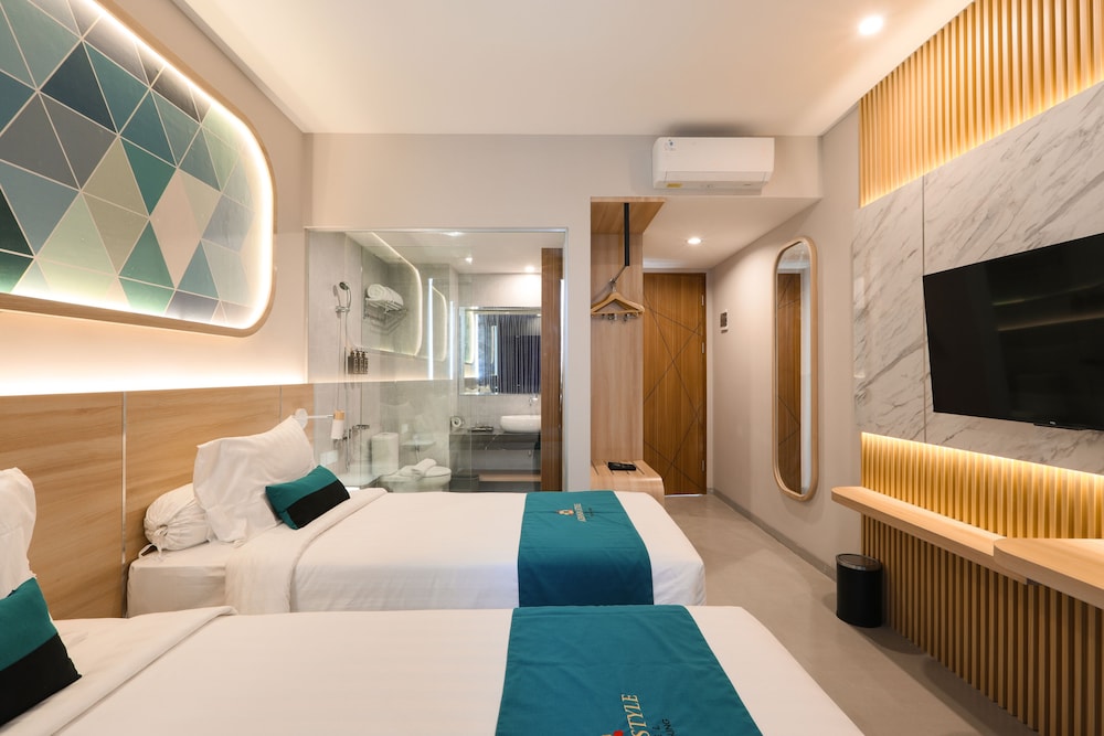 Executive Room