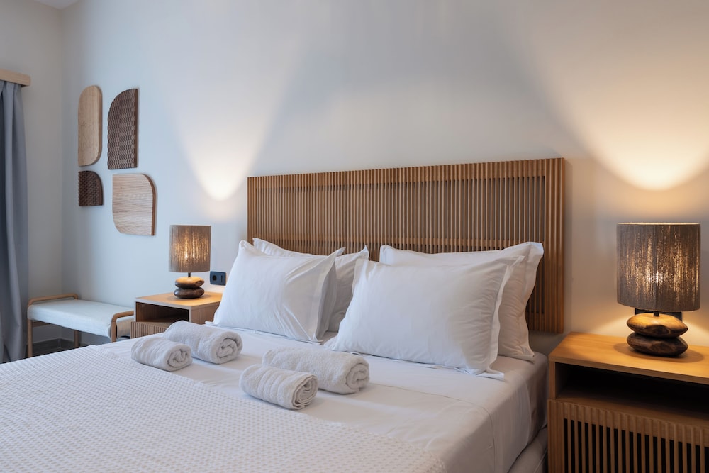 Super Suite with Sea View & Hot Tub