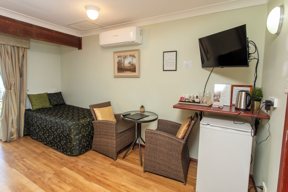 Deluxe Double Room photo 3