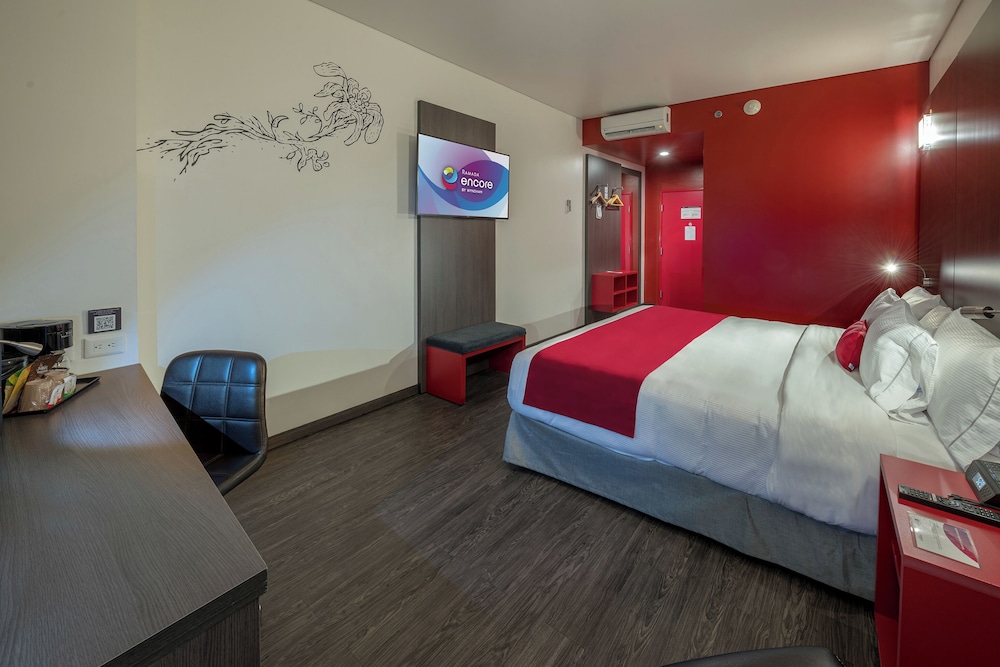 Executive Room, 1 King Bed photo 2