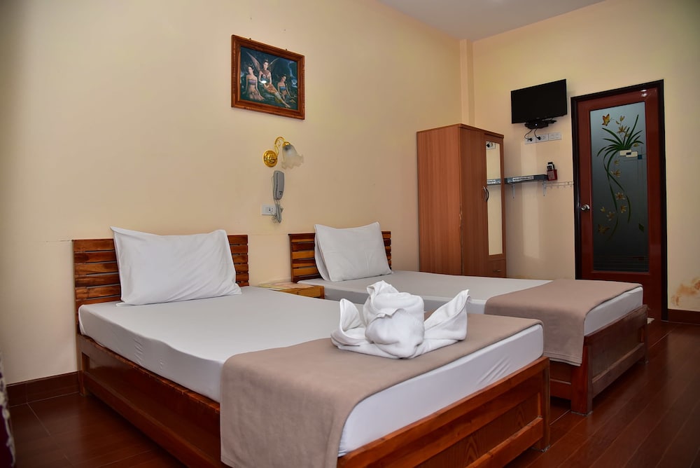 2 Rooms Bungalow