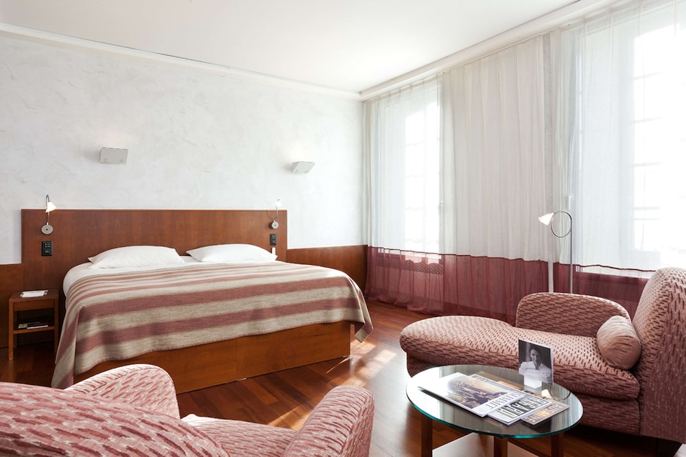 Junior Suite, Lake View photo 3
