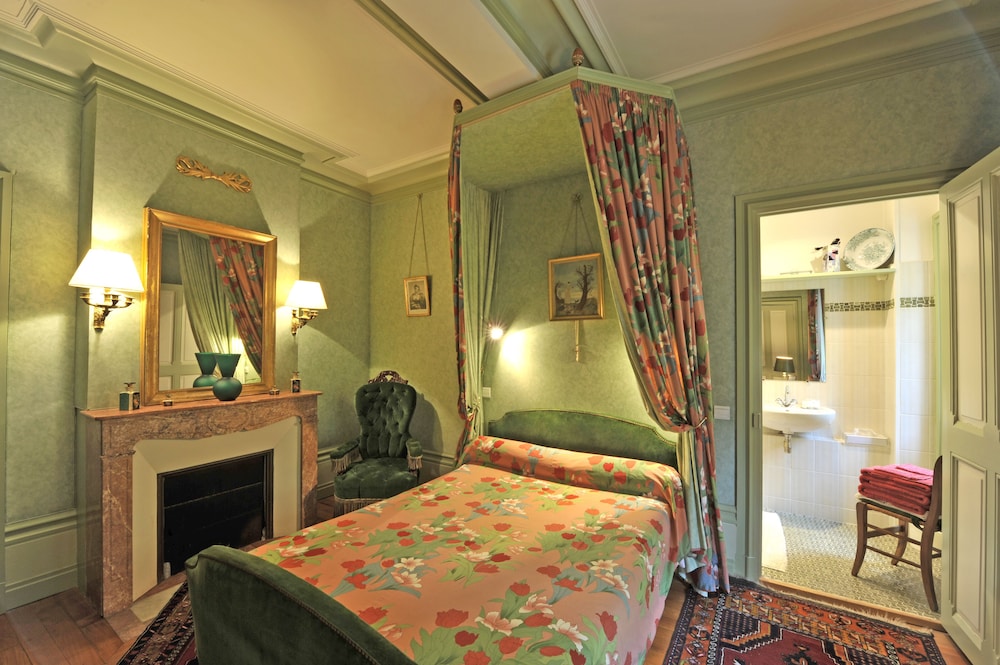 Double Room (Chambre Emilie, Comtesse de La Faille) photo 2