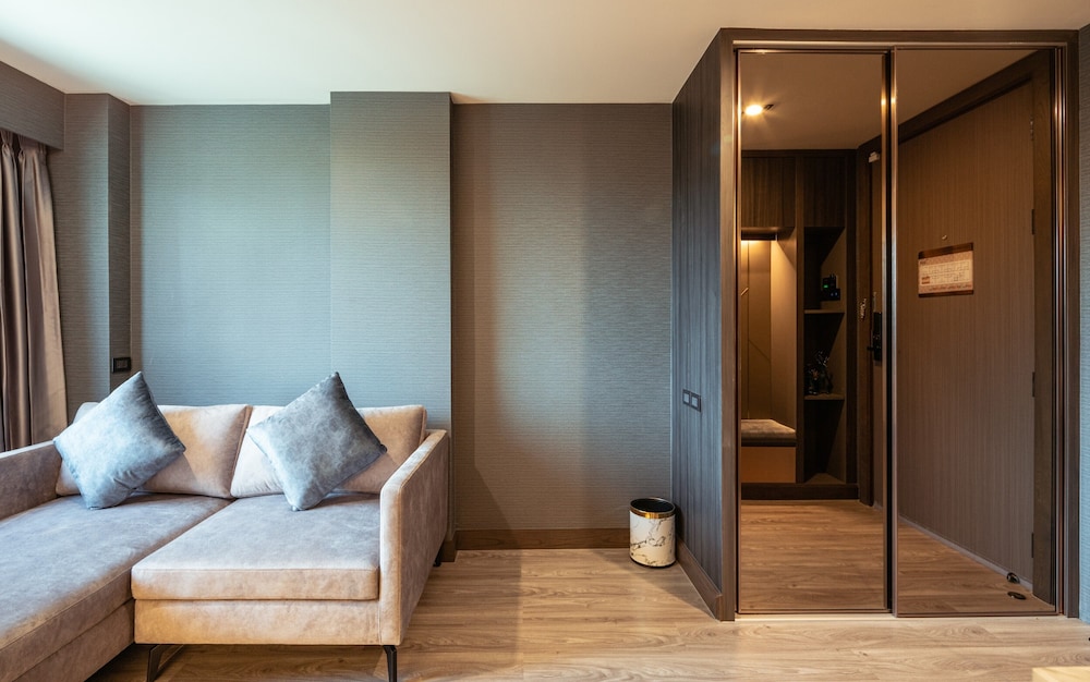 Deluxe Twin Room photo 2