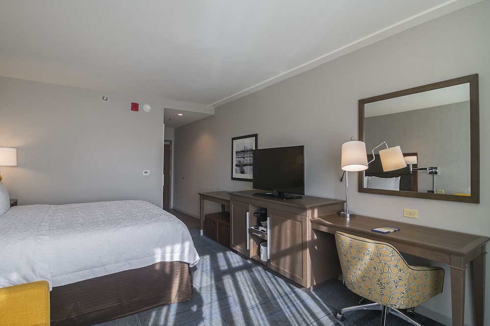Room, 1 King Bed, Accessible, Non Smoking