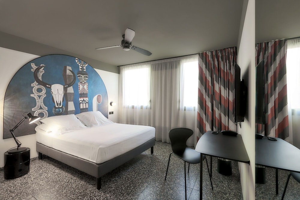 Business Double Room
